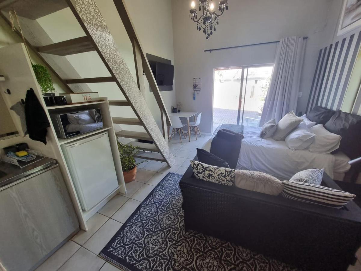 Angel 8 Airbnb Apartment 2 โรเบิร์ตสัน ภายนอก รูปภาพ